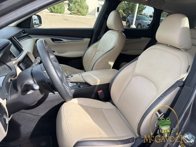 2022 INFINITI QX50 LUXE