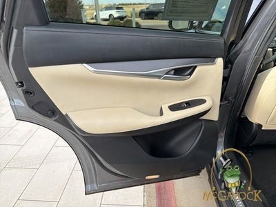 2022 INFINITI QX50 LUXE