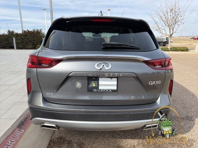 2022 INFINITI QX50 LUXE