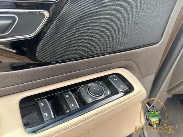 2022 Lincoln Aviator Standard
