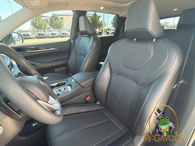 2025 INFINITI QX60 PURE