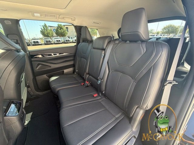 2025 INFINITI QX60 PURE