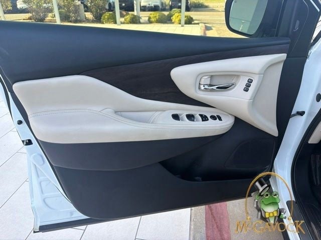 2023 Nissan Murano Platinum