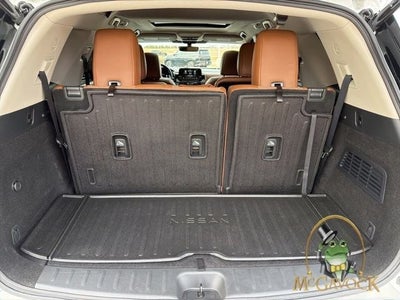 2024 Nissan Pathfinder Platinum