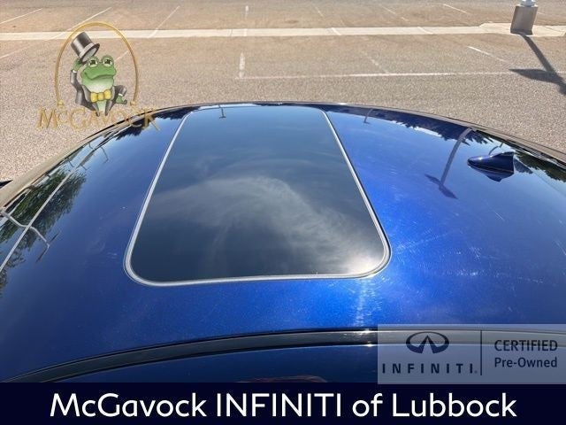 2022 INFINITI Q60 LUXE