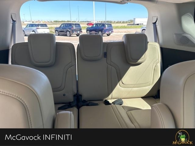 2026 INFINITI QX80 PURE