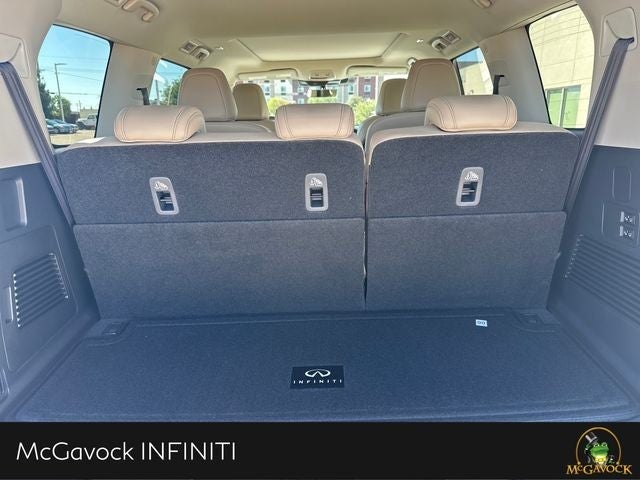 2026 INFINITI QX80 PURE