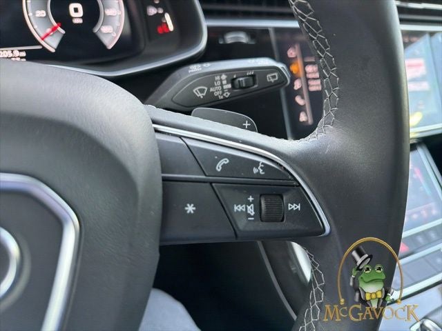 2021 Audi Q8 55 Premium Plus quattro