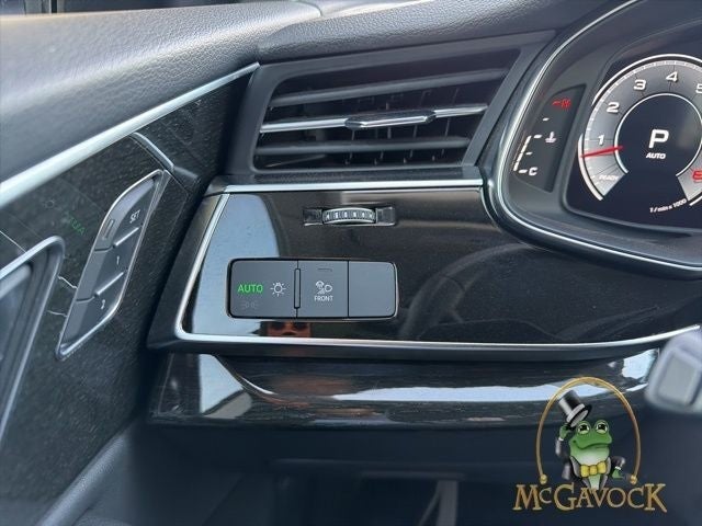 2021 Audi Q8 55 Premium Plus quattro