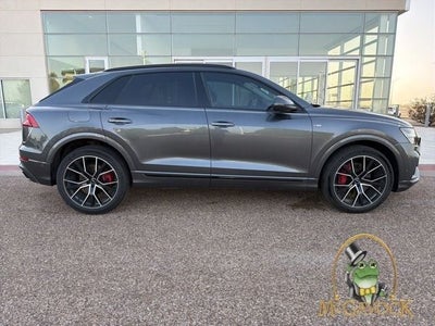 2021 Audi Q8 55 Premium Plus quattro