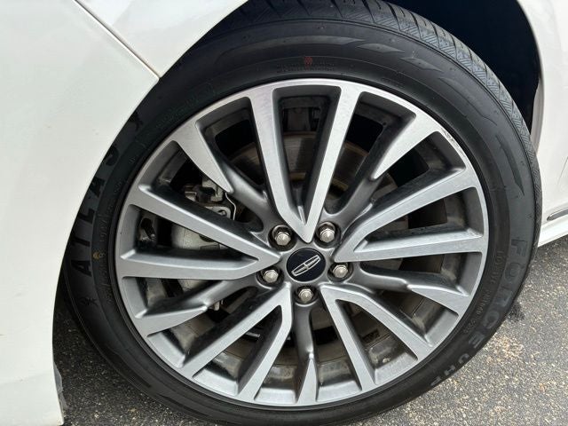 2019 Lincoln Continental Select