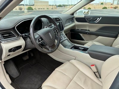 2019 Lincoln Continental Select