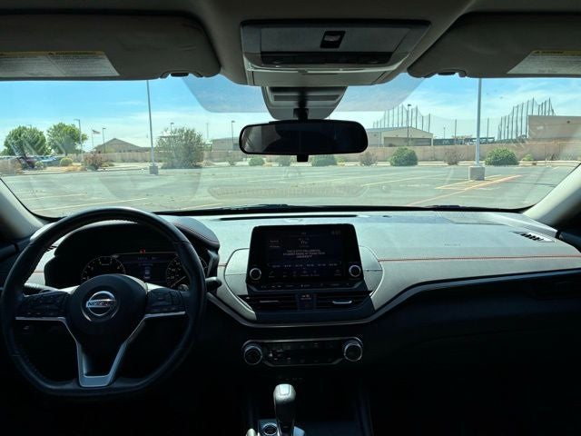 2022 Nissan Altima 2.0 SR