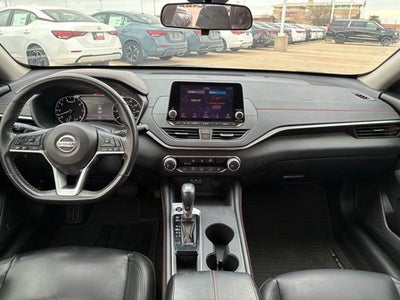 2022 Nissan Altima 2.5 SR