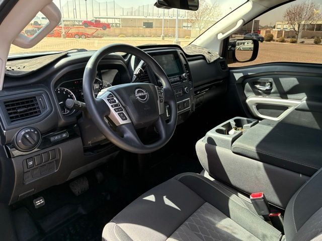 2024 Nissan Titan SV