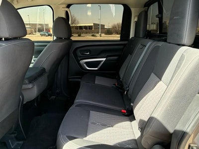 2024 Nissan Titan SV