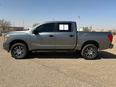 2024 Nissan Titan SV