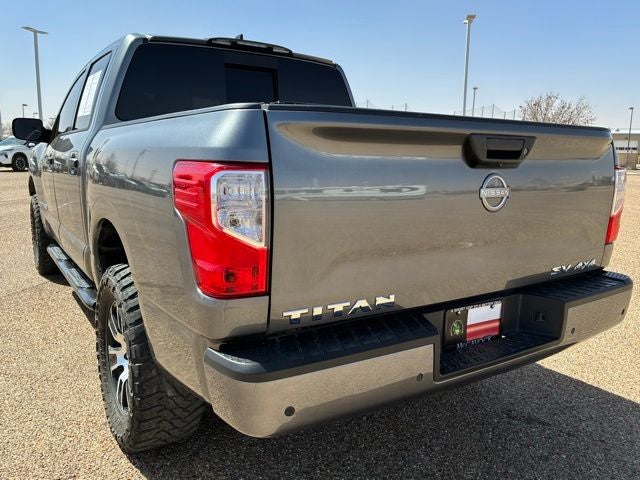 2024 Nissan Titan SV