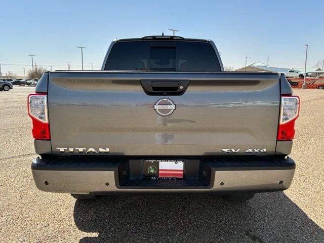 2024 Nissan Titan SV