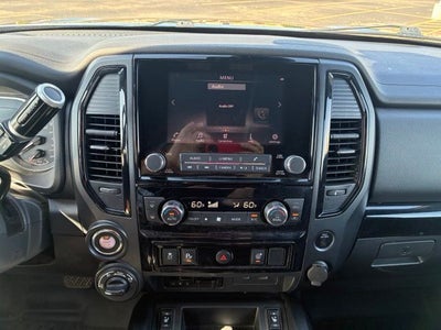 2023 Nissan Titan SV