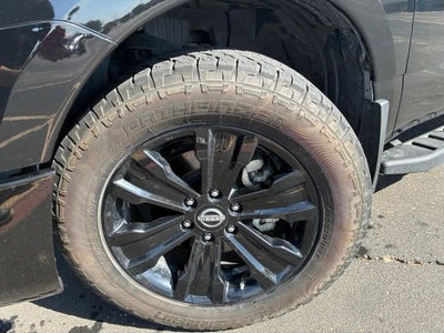 2023 Nissan Titan SV