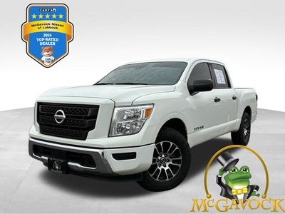 2022 Nissan Titan SV
