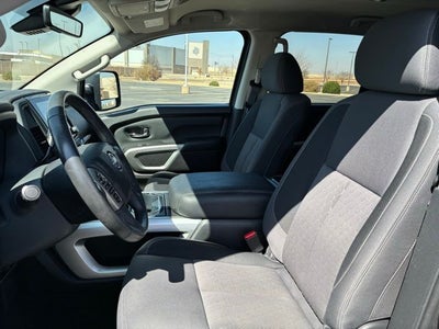 2024 Nissan Titan SV