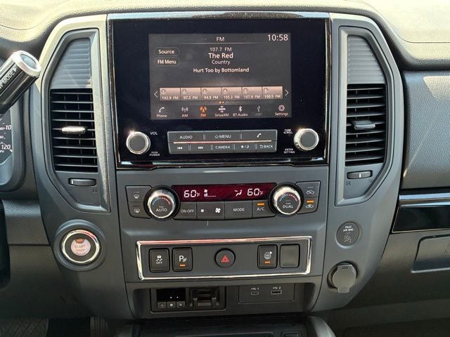 2024 Nissan Titan SV