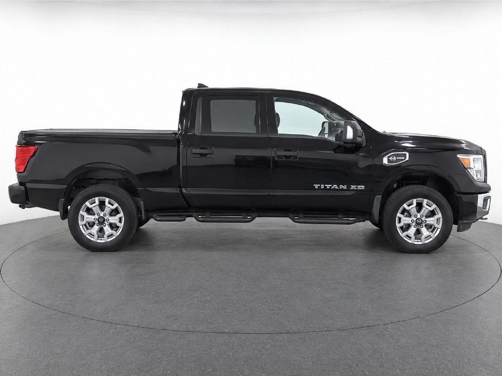 2024 Nissan Titan XD SV