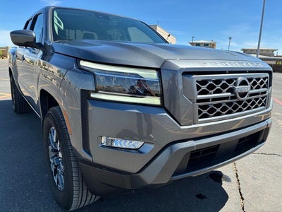 2024 Nissan Frontier SL