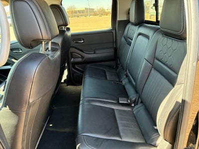 2024 Nissan Frontier SL