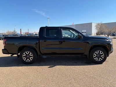 2024 Nissan Frontier SL