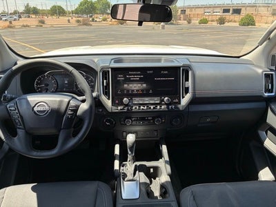 2025 Nissan Frontier SV