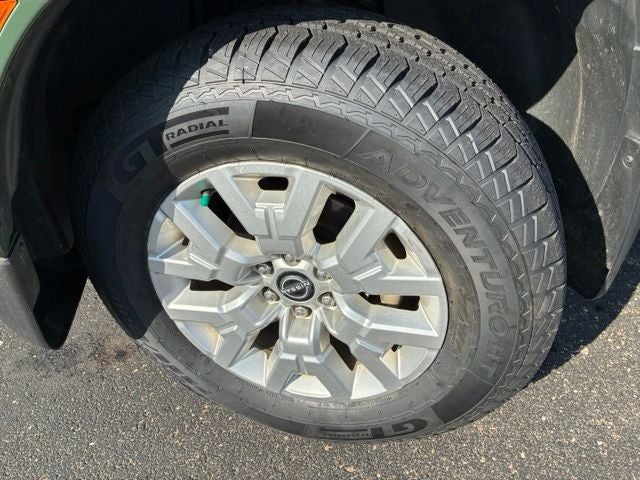 2023 Nissan Frontier SV