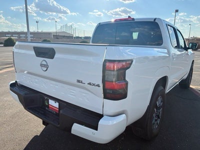 2024 Nissan Frontier SL