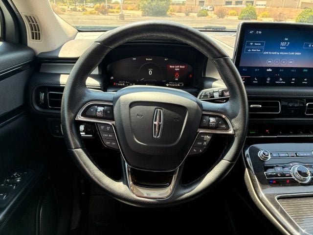 2022 Lincoln Nautilus Standard
