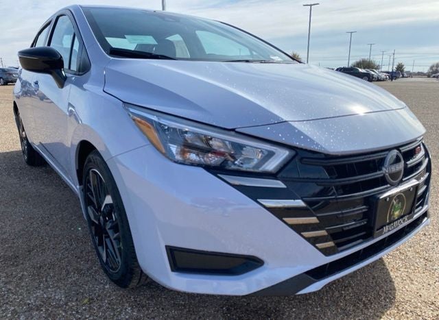 2023 Nissan Versa 1.6 SR
