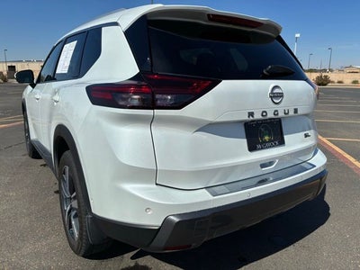 2024 Nissan Rogue SL