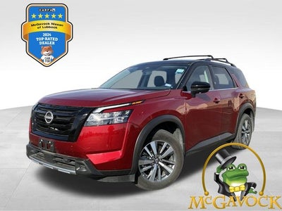 2024 Nissan Pathfinder SL