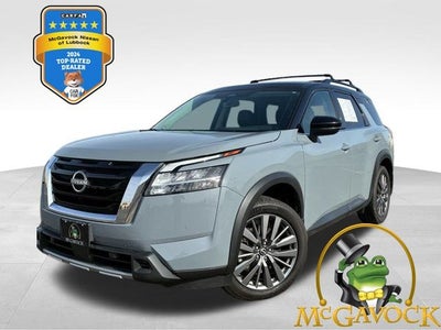 2024 Nissan Pathfinder SL