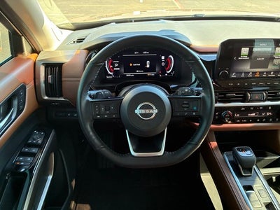 2024 Nissan Pathfinder Platinum