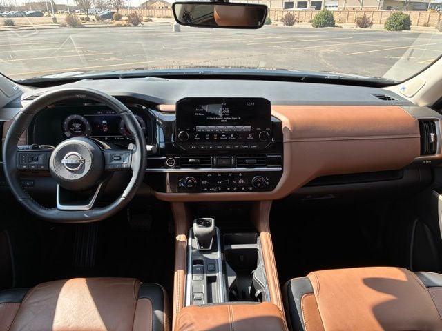 2024 Nissan Pathfinder Platinum