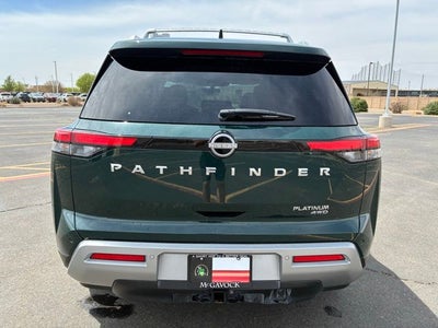 2023 Nissan Pathfinder Platinum