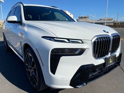 2025 BMW X7 xDrive40i