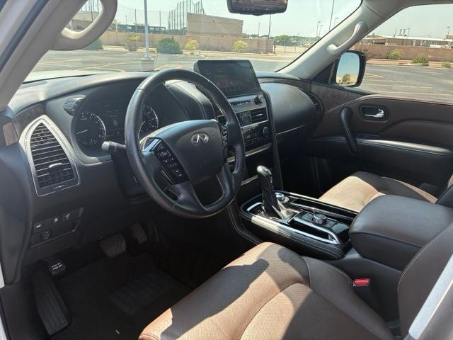 2023 INFINITI QX80 Premium Select