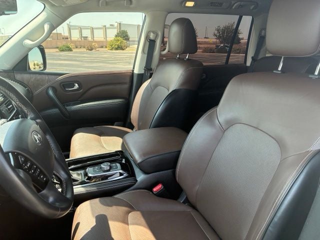 2023 INFINITI QX80 Premium Select