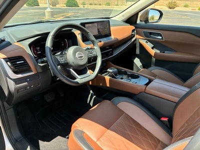 2024 Nissan Rogue Platinum
