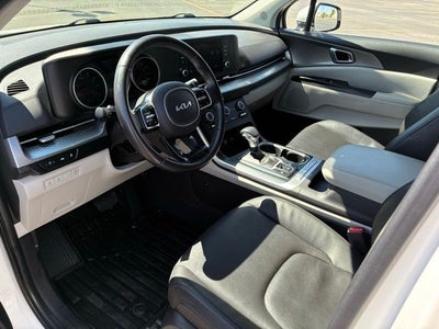 2024 Kia Carnival LX