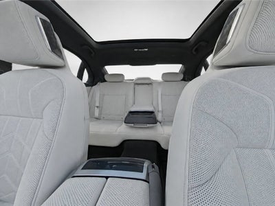 2025 BMW 7 Series 760i xDrive