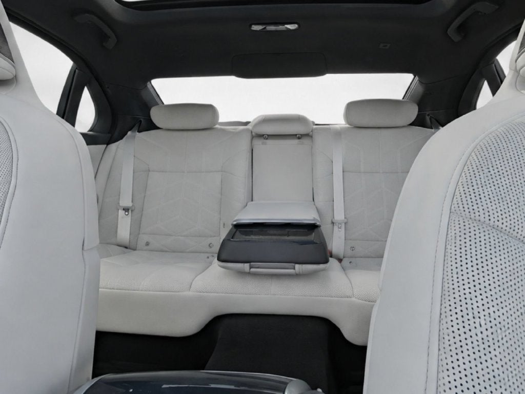 2025 BMW 7 Series 760i xDrive